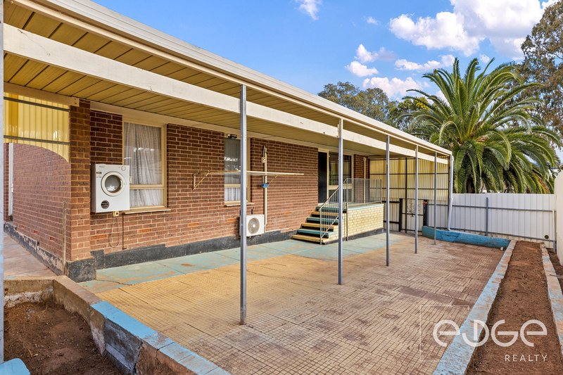 Photo - 10 Paginton Crescent, Elizabeth East SA 5112 - Image 18