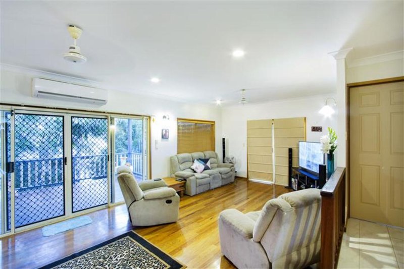 Photo - 10 Panoramic Court, Cannonvale QLD 4802 - Image 4