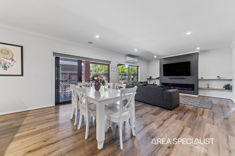 Photo - 10 Papley Avenue, Lang Lang VIC 3984 - Image 4