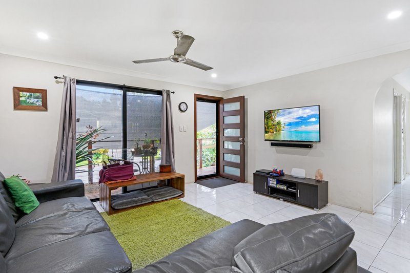 Photo - 10 Paradise Street, Nerang QLD 4211 - Image 7