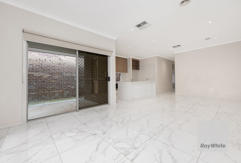 Photo - 10 Park Street, Altona North VIC 3025 - Image 6