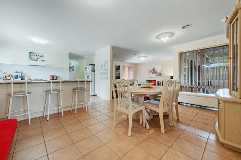 Photo - 10 Parkin Avenue, Caroline Springs VIC 3023 - Image 6