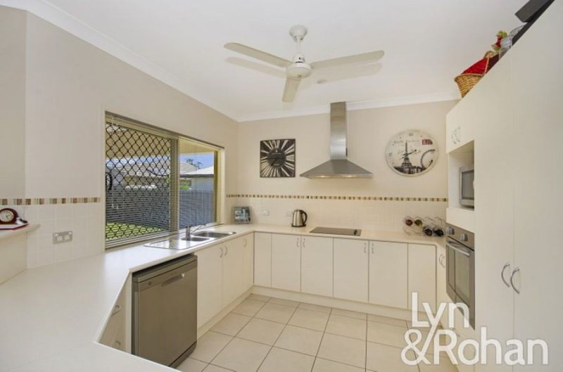 Photo - 10 Parklands Drive, Mount Louisa QLD 4814 - Image 3