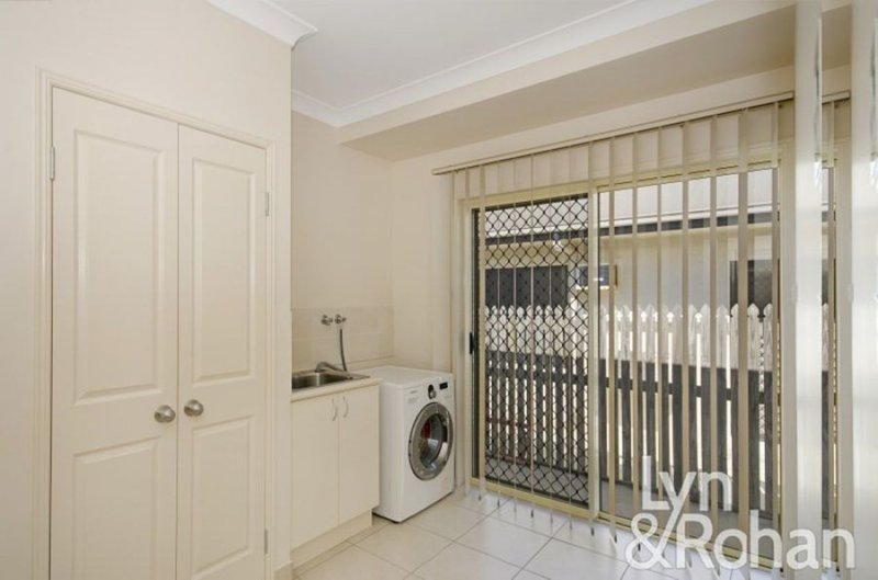 Photo - 10 Parklands Drive, Mount Louisa QLD 4814 - Image 11