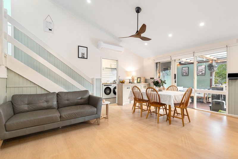 Photo - 10 Parkside Grove, Frankston South VIC 3199 - Image 5