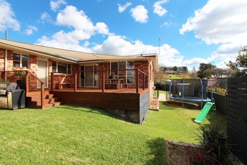 Photo - 10 Parson Close, West Bathurst NSW 2795 - Image 22