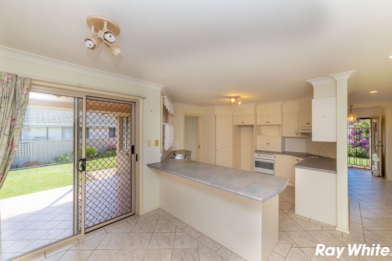 Photo - 10 Paruna Court, Forster NSW 2428 - Image 3