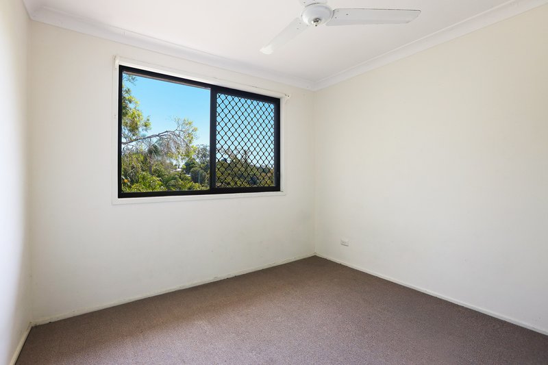 Photo - 10 Patonga Street, Ashmore QLD 4214 - Image 16