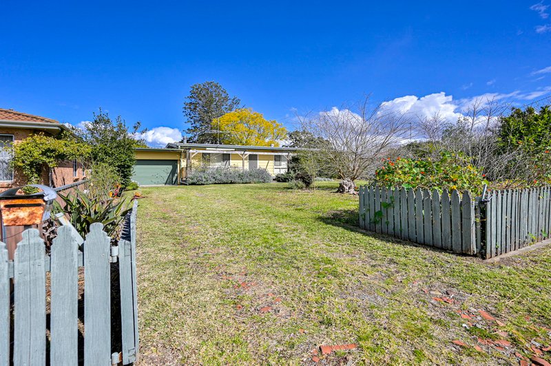 Photo - 10 Patterson Street, Tahmoor NSW 2573 - Image 2