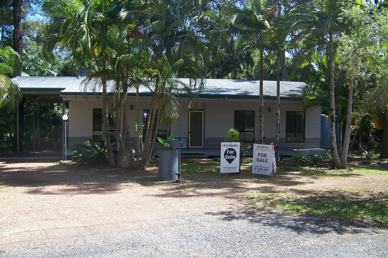 10 Peace Street, Lamb Island QLD 4184