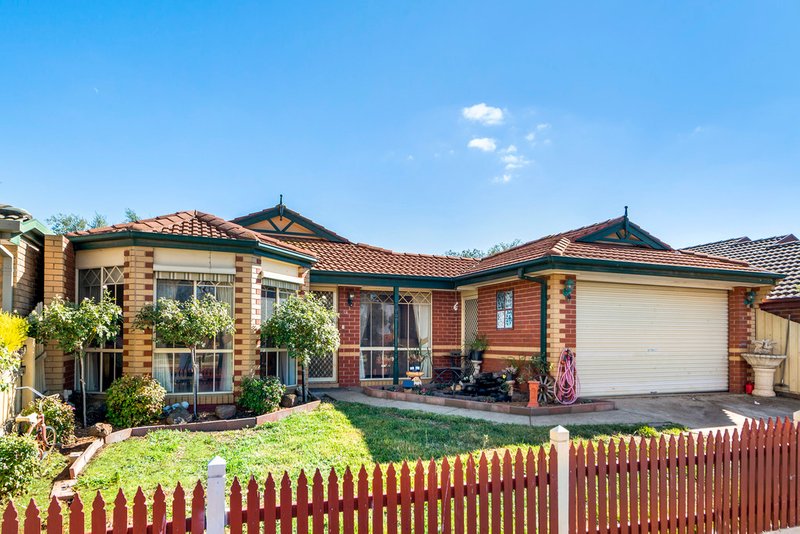 10 Penlow Court, Hillside VIC 3037