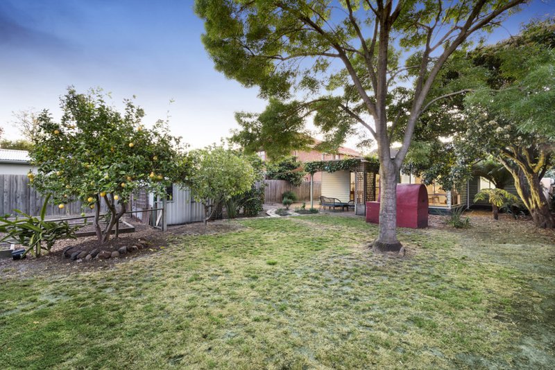 Photo - 10 Peter Street, Oakleigh South VIC 3167 - Image 7