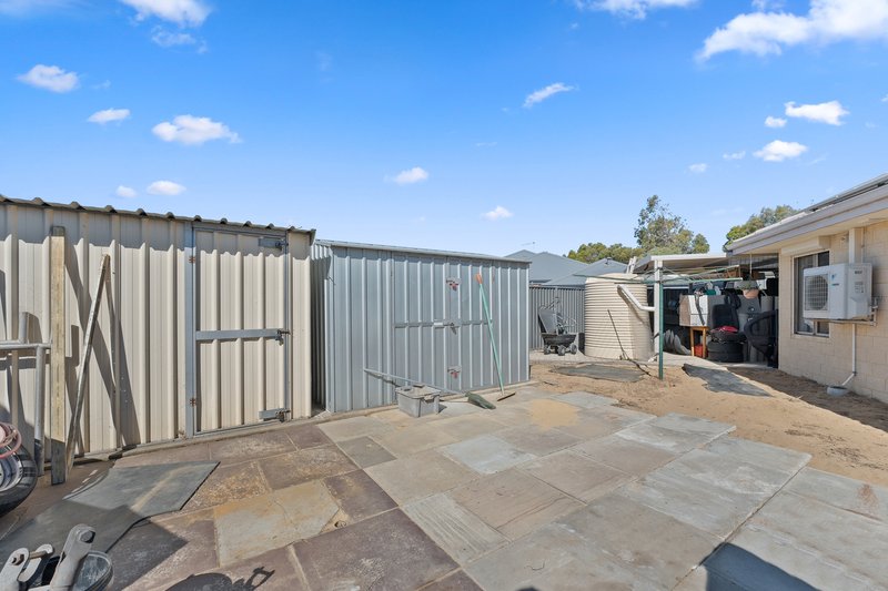 Photo - 10 Peto Close, Baldivis WA 6171 - Image 25