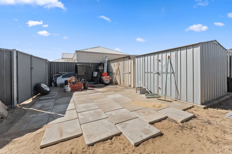 Photo - 10 Peto Close, Baldivis WA 6171 - Image 26