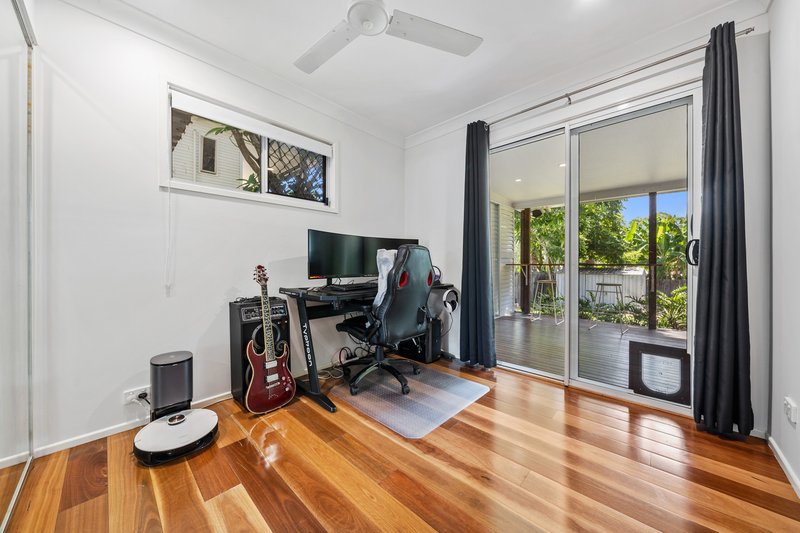 Photo - 10 Pheasant Avenue, Beenleigh QLD 4207 - Image 11