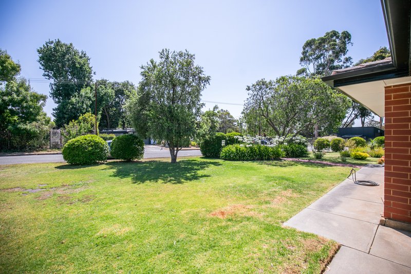 Photo - 10 Phillip Street, Mount Barker SA 5251 - Image 2