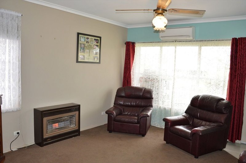 Photo - 10 Phillips Street, Shepparton VIC 3630 - Image 2