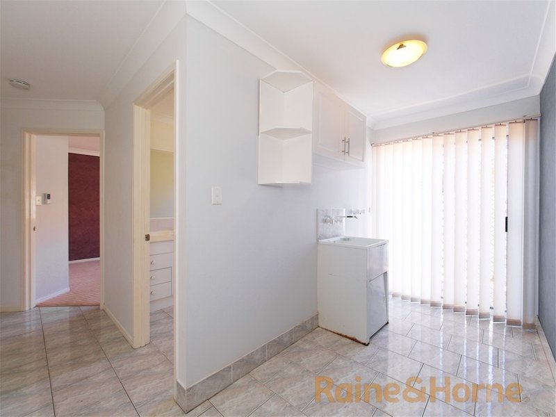 Photo - 10 Picasso Place, Mackenzie QLD 4156 - Image 22