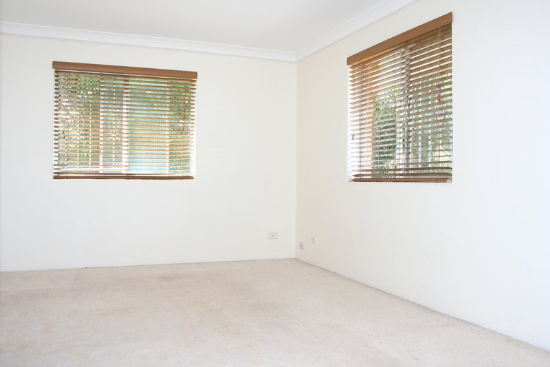 Photo - 10 Piers Street, Moorooka QLD 4105 - Image 2