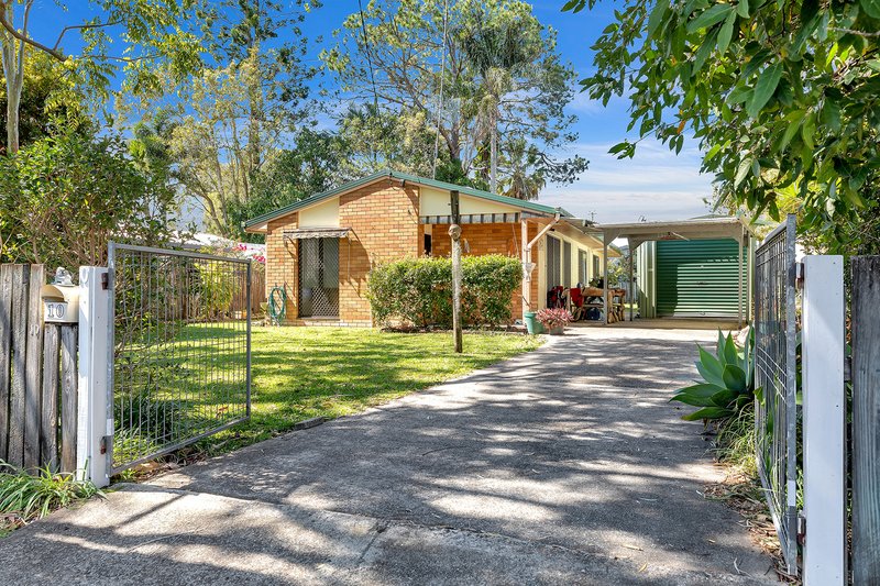 Photo - 10 Pine Avenue, Tewantin QLD 4565 - Image 2