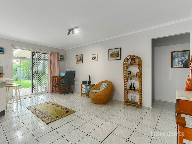 Photo - 10 Pine Tree Close, Fitzgibbon QLD 4018 - Image 4