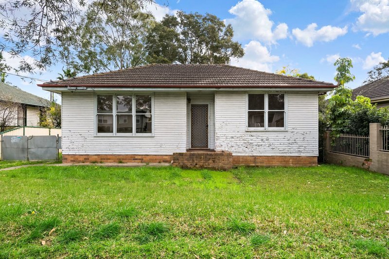 10 Pineleigh Road, Lalor Park NSW 2147