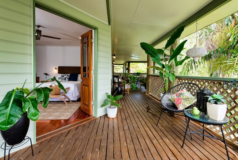 Photo - 10 Piper Street, West Gladstone QLD 4680 - Image 9