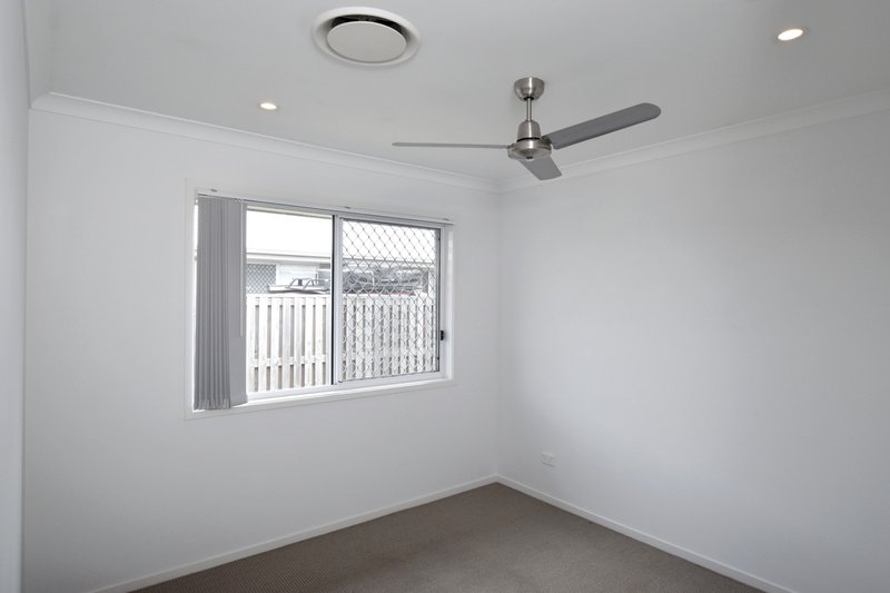 Photo - 10 Pipit Place, Glen Eden QLD 4680 - Image 11