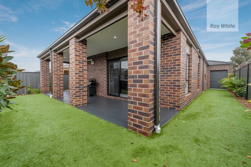 Photo - 10 Plum Street, Craigieburn VIC 3064 - Image 16