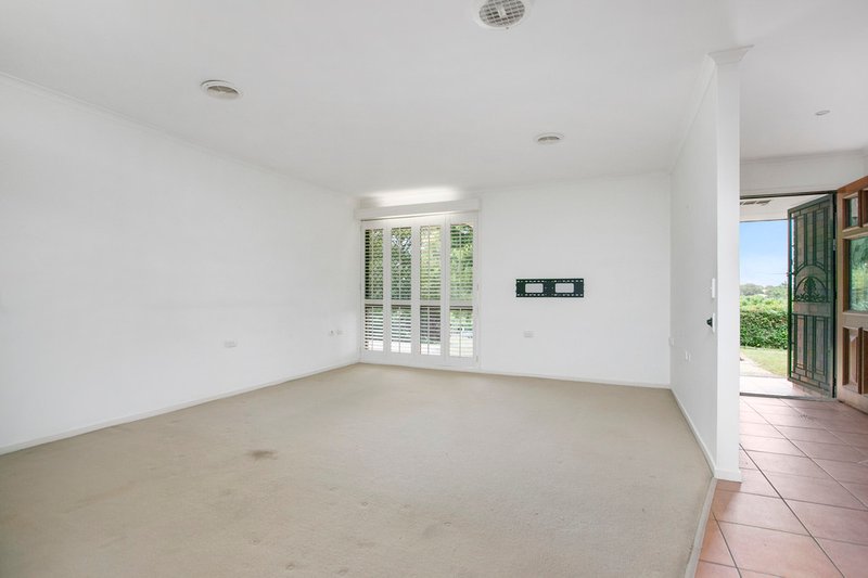 Photo - 10 Plymstock Street, Alexandra Hills QLD 4161 - Image 2