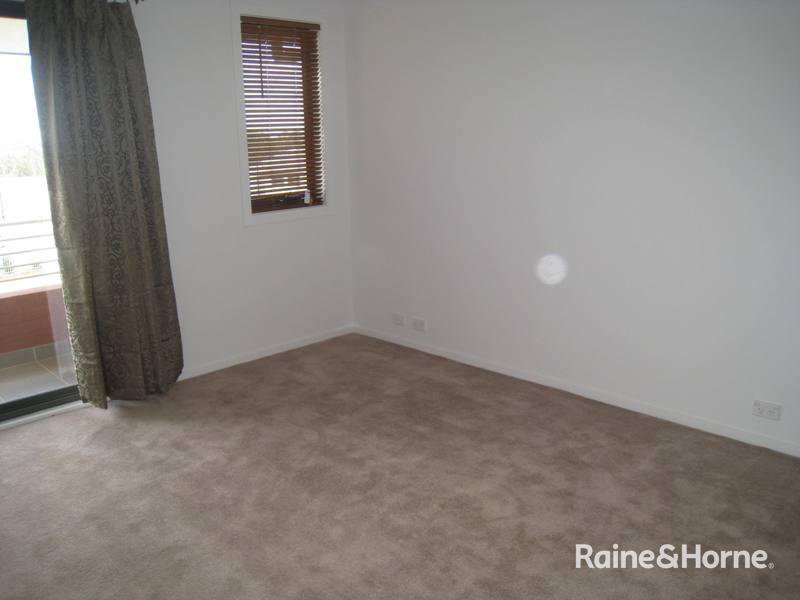 Photo - 10 Pollifrone Street, Kellyville Ridge NSW 2155 - Image 4
