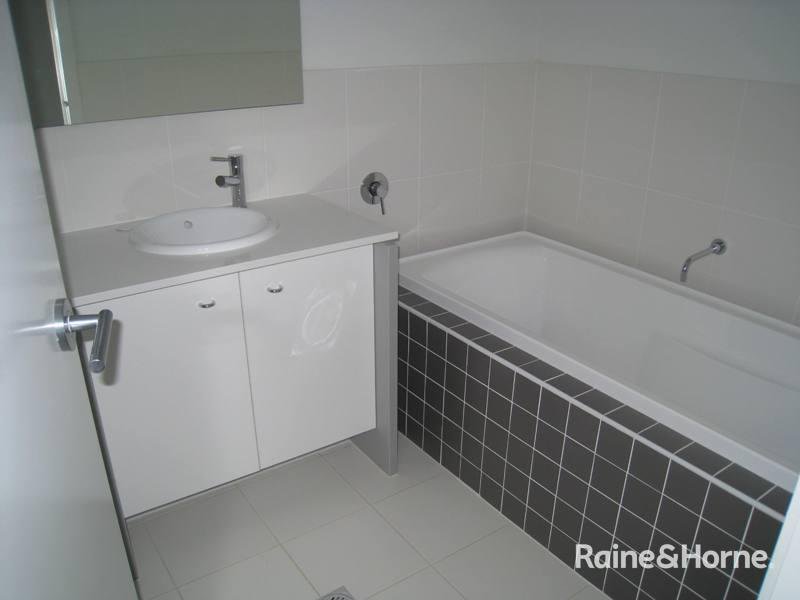 Photo - 10 Pollifrone Street, Kellyville Ridge NSW 2155 - Image 6