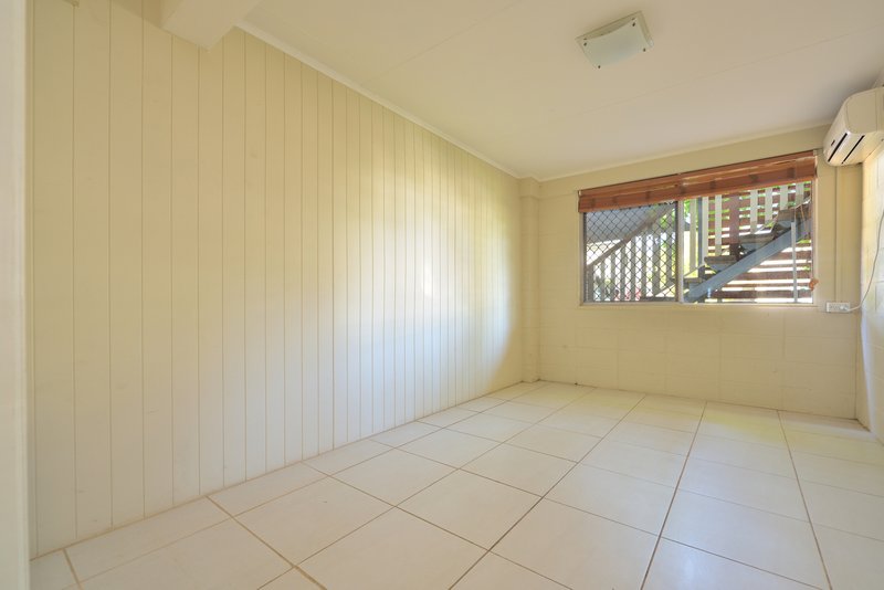 Photo - 10 Poppel Street, Kin Kora QLD 4680 - Image 16