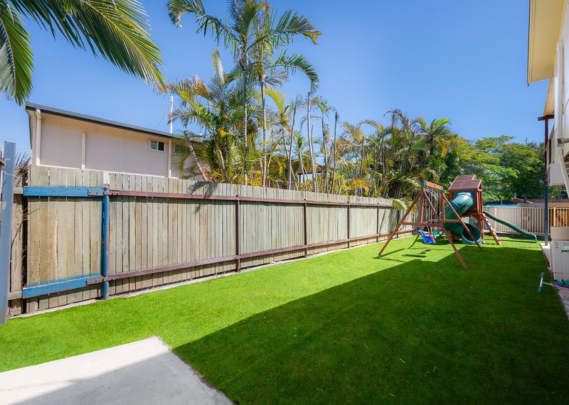 Photo - 10 Poppel Street, Kin Kora QLD 4680 - Image 16