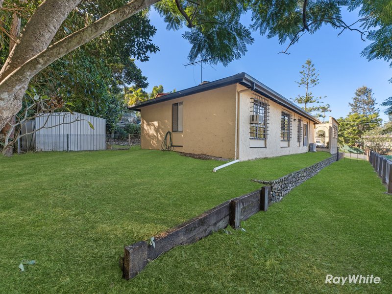 Photo - 10 Portley Street, Bundamba QLD 4304 - Image 19