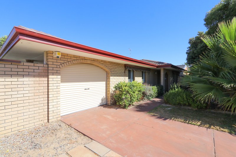 10 Portsmouth Place, Waikiki WA 6169