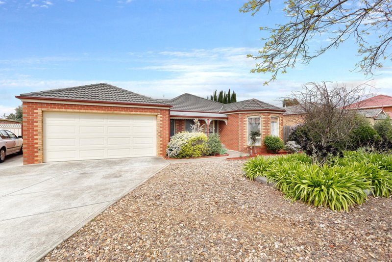 10 Prahn Court, Brookfield VIC 3338