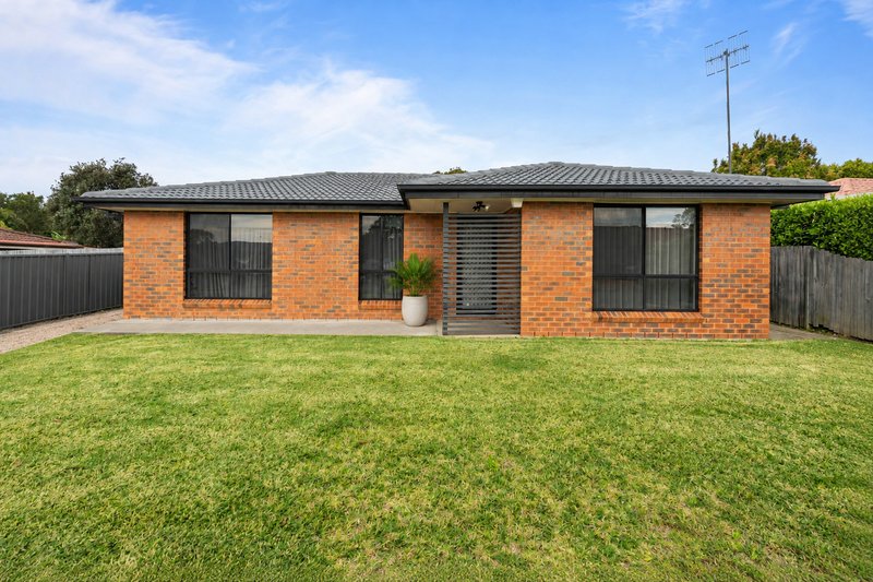 Photo - 10 Premier Way, Bateau Bay NSW 2261 - Image 1