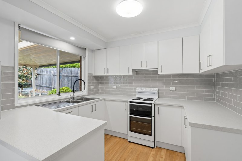 Photo - 10 Premier Way, Bateau Bay NSW 2261 - Image 4