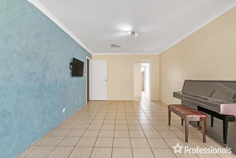 Photo - 10 Primus Place, Warnbro WA 6169 - Image 5