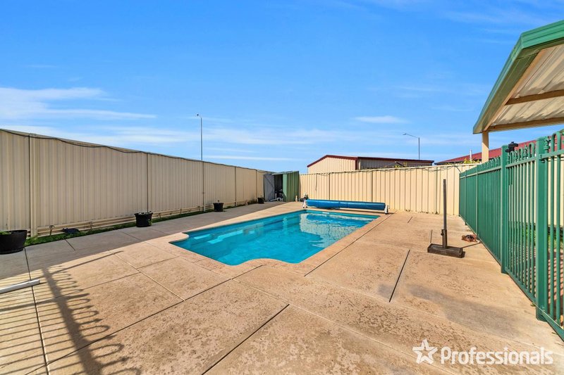 Photo - 10 Primus Place, Warnbro WA 6169 - Image 19