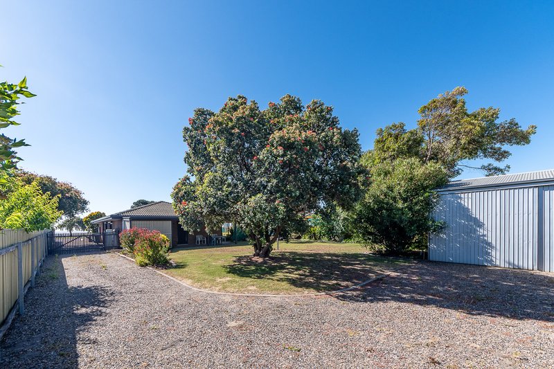 Photo - 10 Princes Highway, Meningie SA 5264 - Image 19