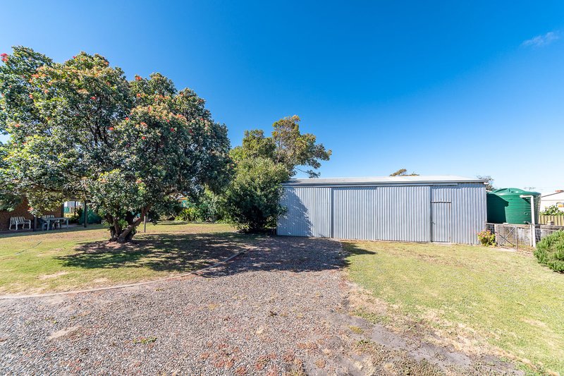 Photo - 10 Princes Highway, Meningie SA 5264 - Image 20