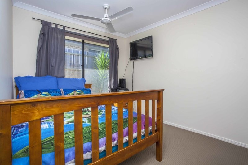 Photo - 10 Principal Place, Jones Hill QLD 4570 - Image 12