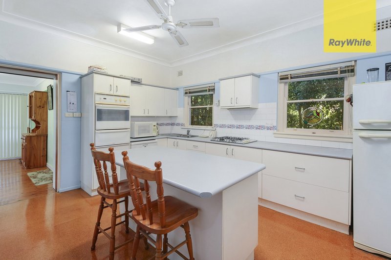 Photo - 10 Prindle Street, Oatlands NSW 2117 - Image 4