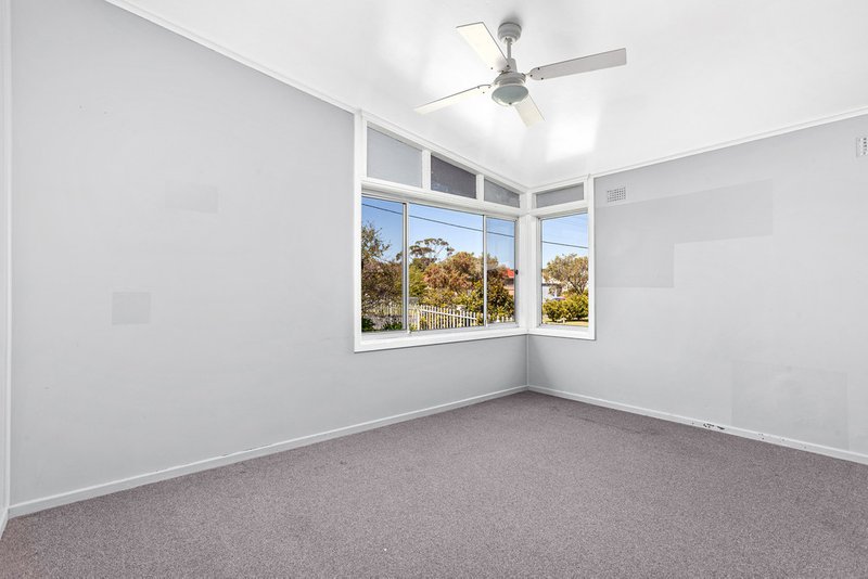 Photo - 10 Provan Street, Barrack Heights NSW 2528 - Image 4