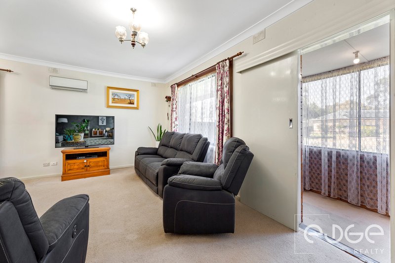 Photo - 10 Prunus Avenue, Elizabeth Vale SA 5112 - Image 2