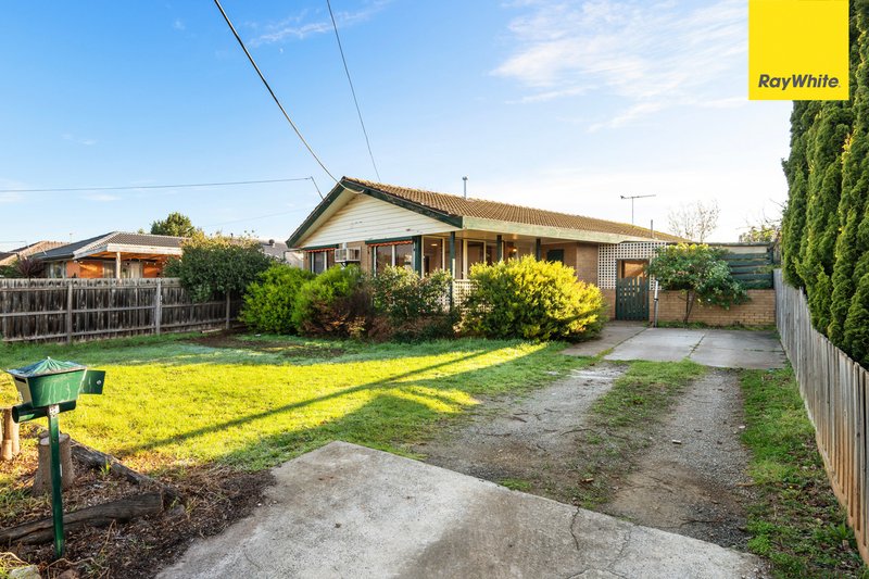 Photo - 10 Quail Crescent, Melton VIC 3337 - Image 1
