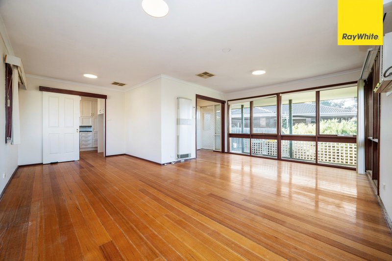 Photo - 10 Quail Crescent, Melton VIC 3337 - Image 4