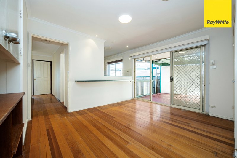 Photo - 10 Quail Crescent, Melton VIC 3337 - Image 9